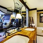 Bristol Tradition And Luxury Готель 5*