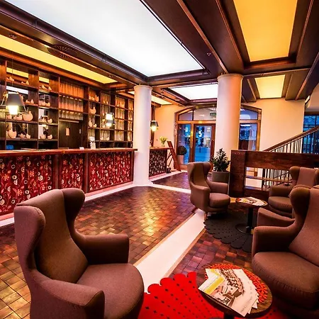 Готель Bristol Tradition And Luxury