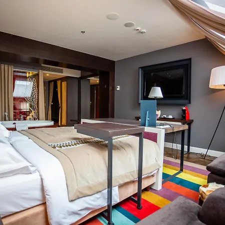 Bristol Tradition And Luxury