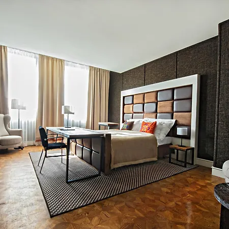 Готель Bristol Tradition And Luxury Ряшів