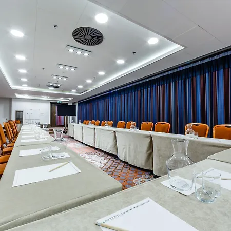 Bristol Tradition And Luxury Готель 5*