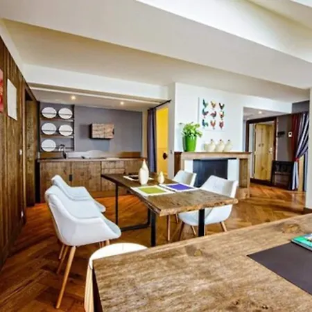 Готель Bristol Tradition And Luxury 5*