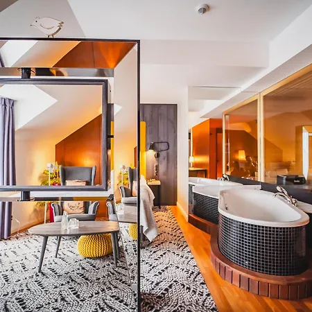 Bristol Tradition And Luxury Готель 5*