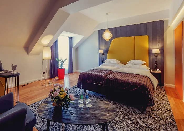 Bristol Tradition And Luxury Ξενοδοχείο 5*