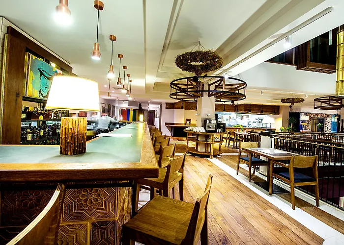 Bristol Tradition And Luxury Rzeszów