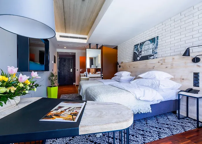 Bristol Tradition&luxury 5* Rzeszów