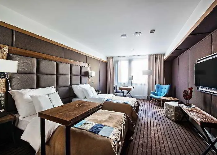 Bristol Tradition And Luxury