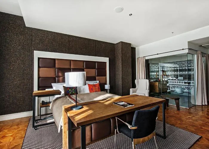 Bristol Tradition And Luxury