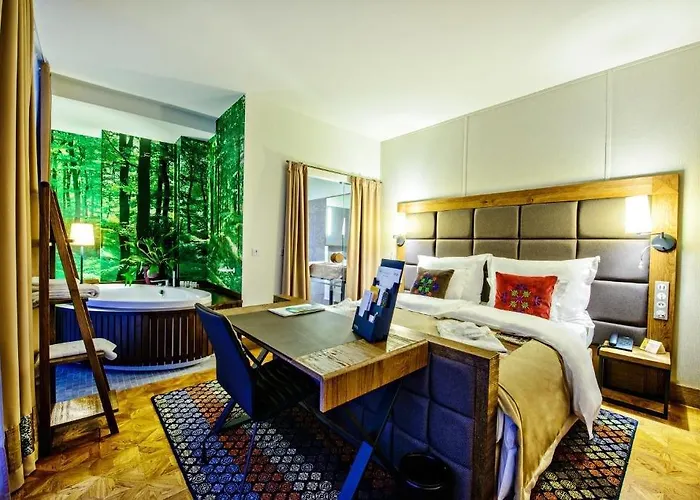 Hotel Bristol Tradition And Luxury