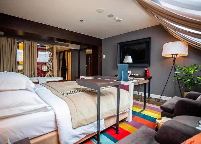 Bristol Tradition And Luxury