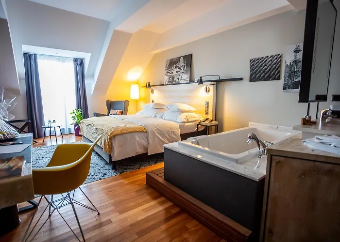 Bristol Tradition And Luxury Rzeszów