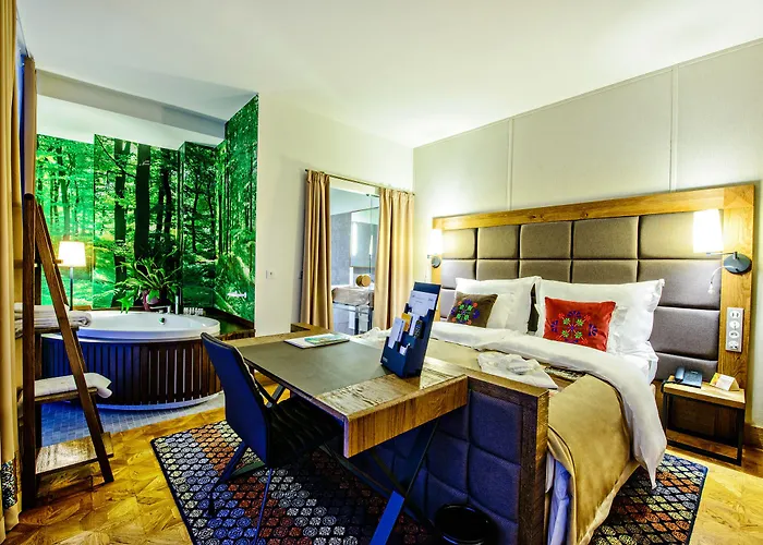 Bristol Tradition&luxury Hotel