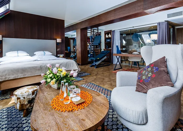 Bristol Tradition&luxury Hotel