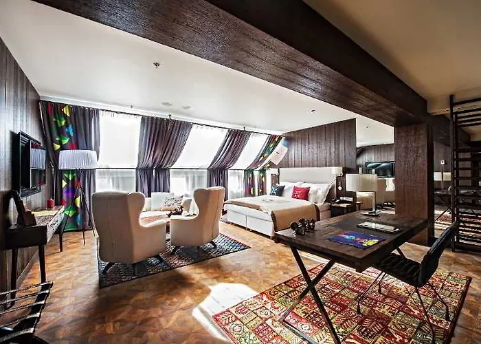 Ξενοδοχείο Bristol Tradition And Luxury 5*